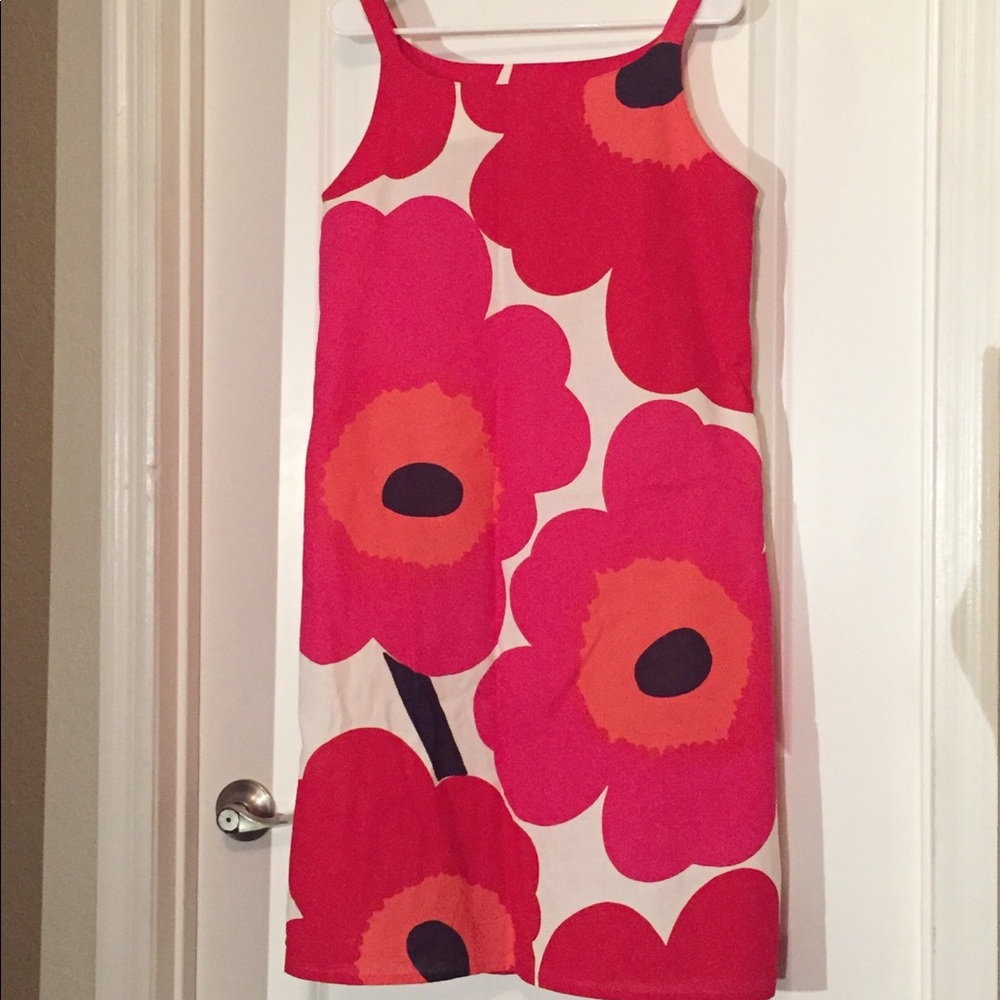 ADORABLE Marimekko dress with POCKETS NWOT